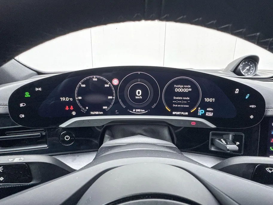 Porsche Taycan 4S Performance