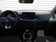 Kia Ceed 1.0 T-GDi DynamicPlusLine | Stuur-/stoelverwarming | Camera | Draadloos laden | LED | Dodehoek detectie | 16' LM |