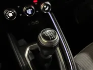 Renault Clio 90PK TCe GPF Techno | 9,3' Navi | Climate Control | Digital Cockpit | Camera | Parkeersensoren | Apple CarPlay/Android Auto | Full LED | Lichtemetalen Velgen | Licht & Regen Sensor |