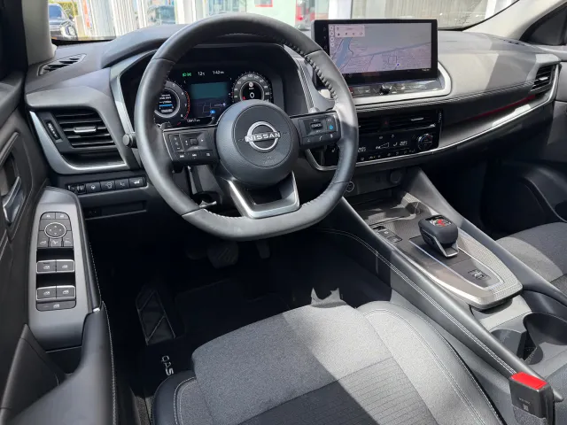 Nissan QASHQAI 1.3 Mild-Hybrid 158pk Xtronic N-Connecta | Panoramadak | Head-Up | Cold Pack | App Connect | Keyless