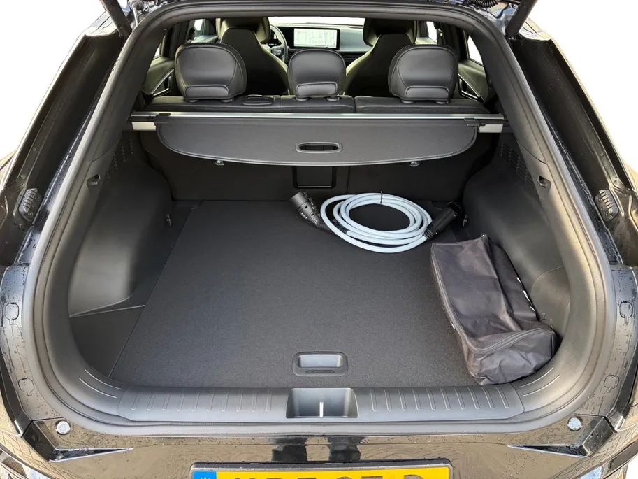 Kia EV6 GT-Line Business Edition 84 kWh | Rijdende Demo ! | Draadloos Apple Carplay / Android Auto | Navigatiesysteem | Elektrisch Verstelbare voorstoelen | Licht + Regensensor | Stoelverwarming+ Stoelkoeling  | Stuurverwarming | Elektrisch Bedienbare Achterklep 