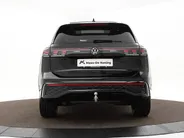 Volkswagen Tiguan 1.5 eHybrid 272pk DSG R-Line Edition · Panoramadak · Inklap. Trekhaak · 360 Camera · Leder Varenna · Matrix LED · Head-Up Display · Harman Kardon Sound · Garantie t/m 16-09-2030 of 100.000km