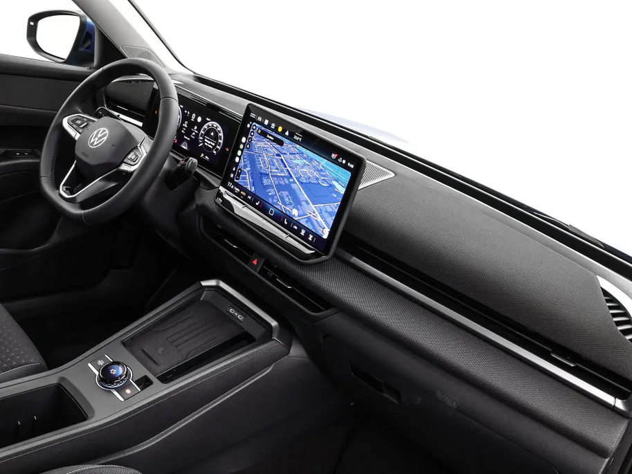 Volkswagen T-Roc Limited Edition 1.5 eTSI 116 PK 7 versn. DSG · Comfort pakket · Achteruitrijcamera · Draadloze telefoonlader · Voorraad OUTLET · Prijs is inclusief inruilpremie ·