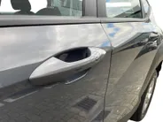 Hyundai Kona 1.6 GDI HEV Comfort | Navigatie | Adaptive cruise control | Climate control | Apple Carplay & Android Auto | Achteruitrijcamera | Parkeersensoren voor & achter |