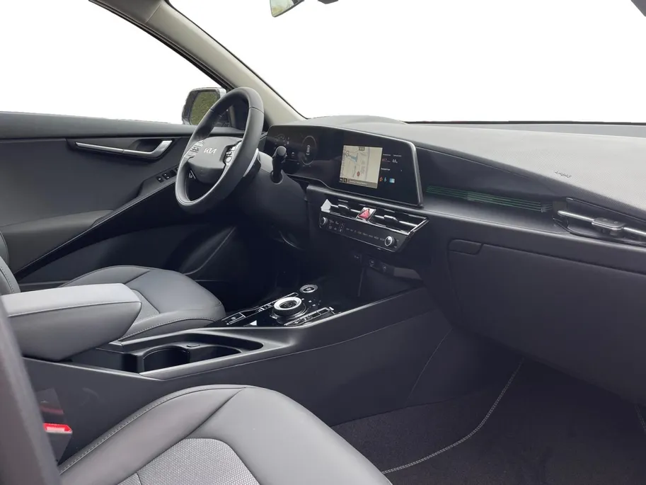 Kia Niro 1.6 GDi Hybrid DynamicLine | Adaptive cruise control | Keyless entry | Navigatie | Climate control