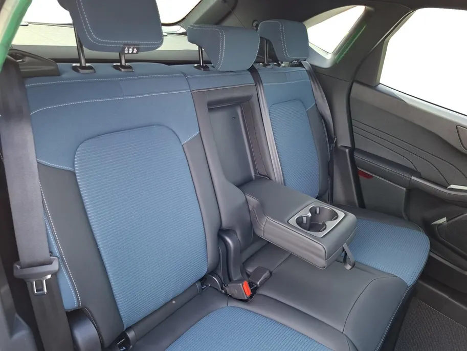 Ford Kuga 2.5 PHEV BlueCruise Edition | 20' Lichtmetaal | Panoramadak | El. Trekhaak | Premium Connectivity | 360Camera | Adaptive Cruisecontrol | Winterpack | El. Achterklep | Matrix Ledkoplampen | Nieuw op voorraad! |