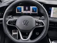 Volkswagen Golf Variant 1.5eTSI/130PK R-Line · Navigatie · Apple/Android Car Play · Camera + Parkeersensoren · Stoelverwarming ·  Garantie t/m 12-01-2028 of 100.000km
