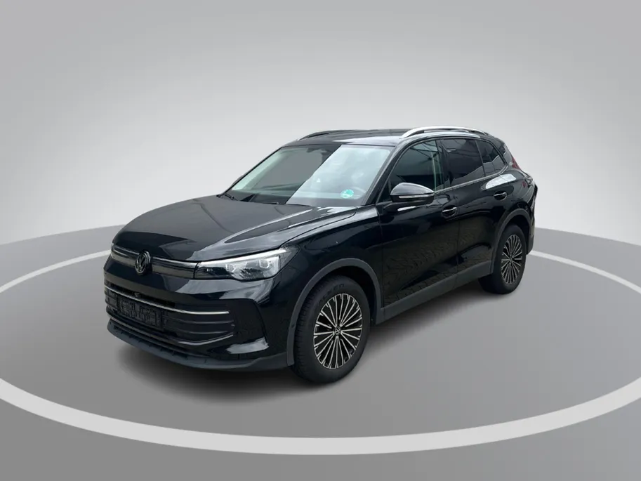 Volkswagen Tiguan 1.5 eTSI 130pk DSG Life Edition · 360 Camera · Inklap. Trekhaak · Apple/Android Car Play · Dodehoeksensor · Stuur- & Stoelverwarming · Parkeerassistent · Garantie t/m 01-09-2027