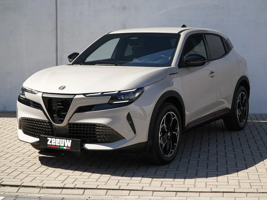 Alfa Romeo Junior Elettrica Speciale 54 kWh | Techno Pack | Warmtepomp | 18'