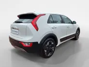Kia Niro EV Light Edition 64.8 kWh | 1e Eigenaar | Fabrieksgarantie | Accu 100% | Lage km stand | Cruise Control Adaptief | Camera | Carplay |NAP