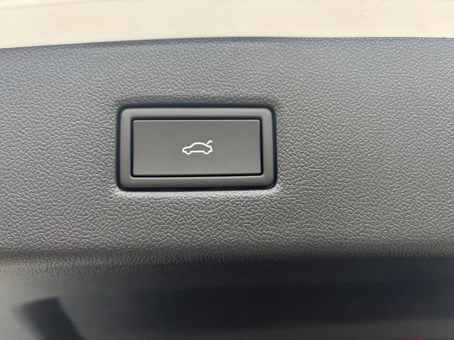Ford Explorer Select Extended Range RWD 79 kWh | Te Bestellen | Actiekorting €3500 | 602 KM WLTP | Actiekorting tot €4000,- | 0,99% Rente | Private Lease vanaf €539,- P/M |