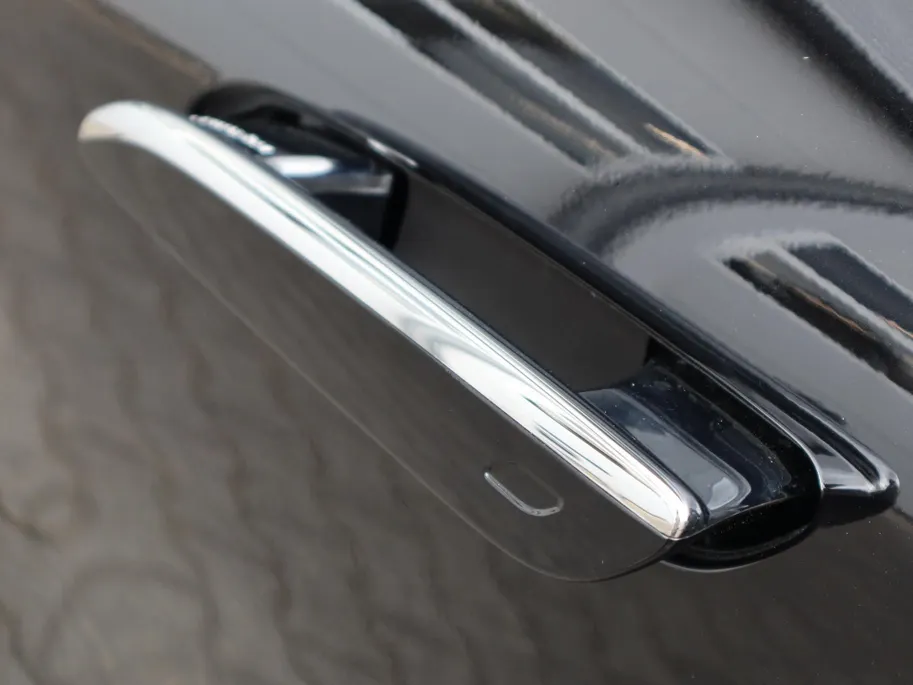 Mercedes-Benz GLC 400 4MATIC Launch Edition 94 kWh l Trekhaak l Keyless l Stoelverwarming