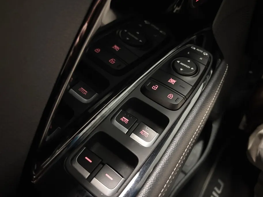 Kia Niro 1.6 GDi Hybrid ExecutiveLine AUTOMAAT AIRCO CAMERA LEER STOELVERWARMING+STOELKOELING STUURVERWARMING LM VELGEN HOGE INSTAP ELECTRISCHE STOELEN JBLSPEAKERS ZEER MOOIE AUTO