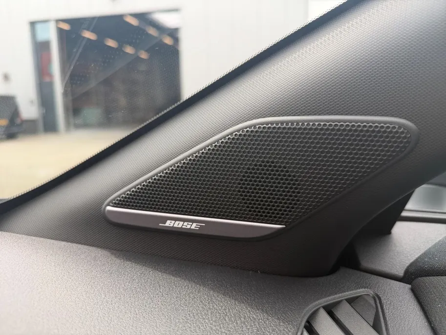 Nissan Leaf Evolve 75 kWh | NISSAN MORE 10 JAAR GARANTIE | 622 KM WLTP | 2500 EURO INRUILPREMIE | SNEL RIJDEN | BOSE | RONDOM CAMERA | CARPLAY |
