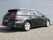 Kia Ceed Sportswagon 1.0 T-GDi DynamicPlusLine | Stoel- & stuurverwarming | Camera | Clima | Cruise | LED | Navi | Elek. achterklep | 16' LM |