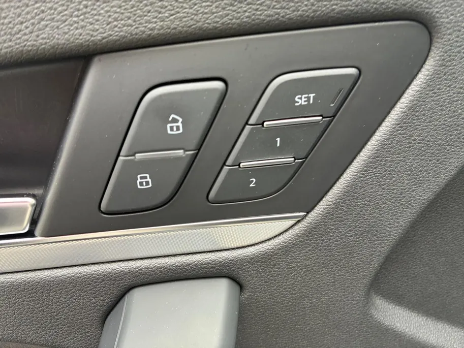 Audi Q5 2.0 TFSI quattro Design Pro Line Plus | SCHUIFKANTELDAK | TREKHAAK