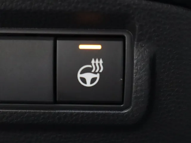 Toyota Corolla Cross Hybrid 140 Dynamic Panoramadak