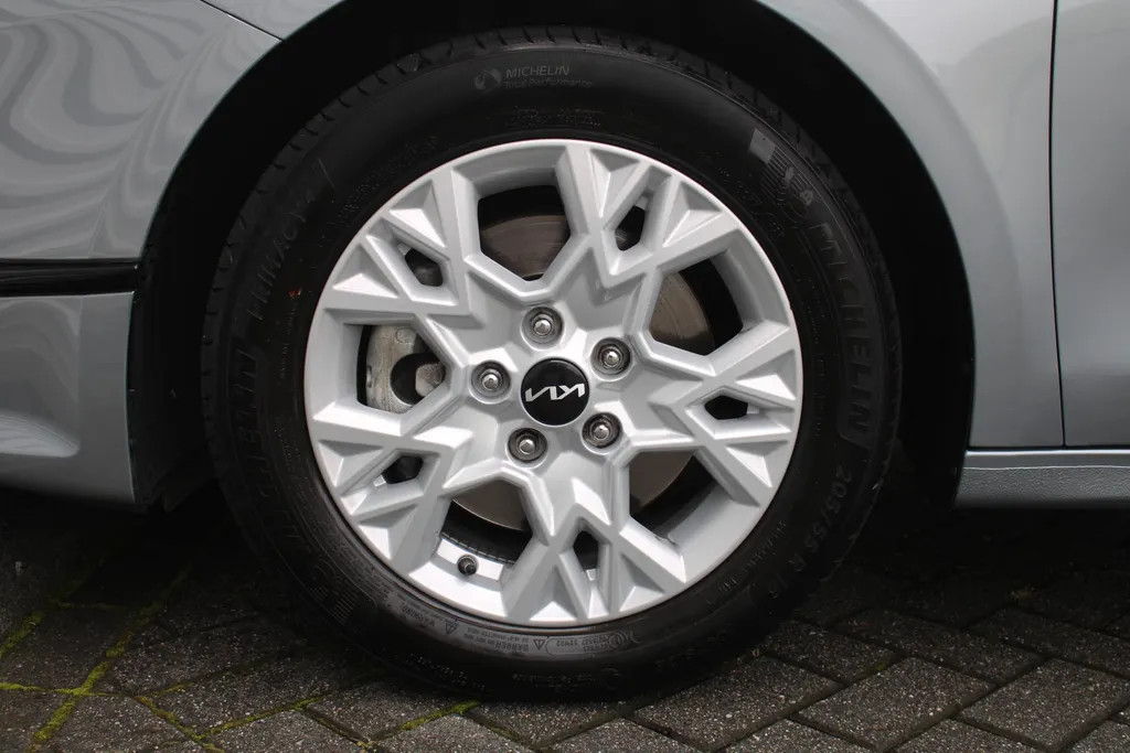 Kia Ceed Sportswagon 1.0 T-GDi DynamicPlusLine | Airco | Cruise | Camera | Navi | 16' LM |