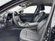 Alfa Romeo Giulia 2.0T B-Tech | 200PK | 19 INCH | AD.CRUISE | CAMERA | STOEL & STUURVERWARMING | CARPLAY |