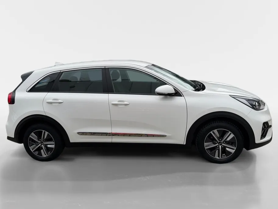 Kia Niro 1.6 GDi PHEV Edition | AUTOMAAT | TREKHAAK | CAMERA | CLIMATE & CRUISE CONTROLE | ANDROID & APPLE CARPLAY | ETC..