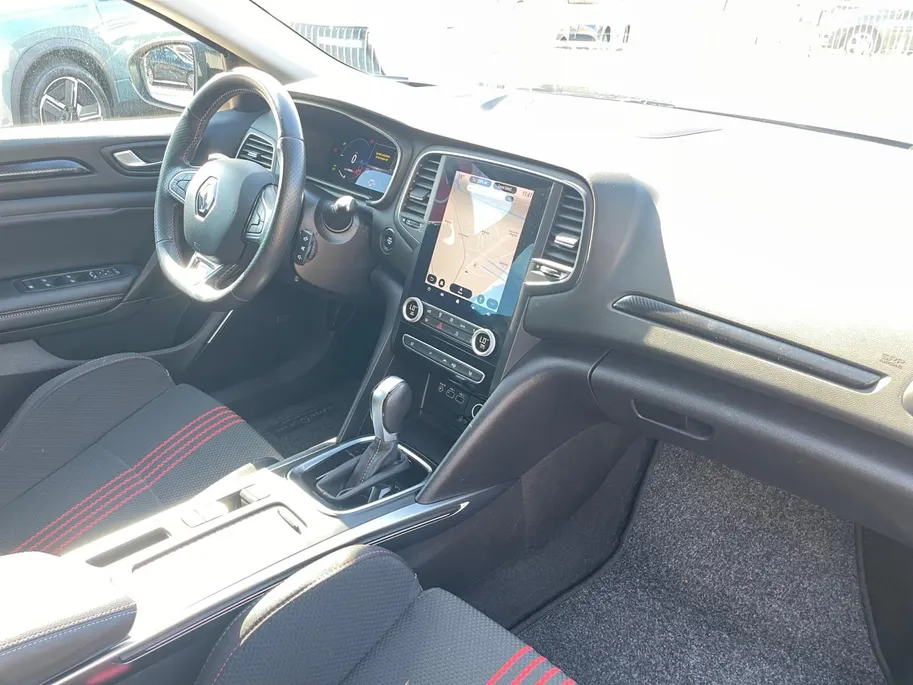 Renault Megane E-Tech Estate 1.6 Plug-In Hybrid 160 R.S. Line *Automaat*Navi+Camera*Climate Control*Adapt.Cruise Control*Stoelverwarming*HUD*Sportstoelen*Zeer complete auto!