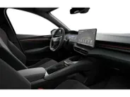 CUPRA Raval Business | Achteruitrijcamera | Kinderzitbevestiging vóór en 2e zitrij (ISOFIX) | Parkeersensoren achter & voor
