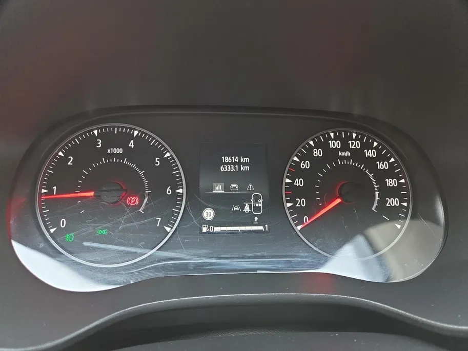 Dacia Sandero 1.0 TCe 90 Journey | Camera | Apple Carplay & Android Auto | Climate & Cruise Control *