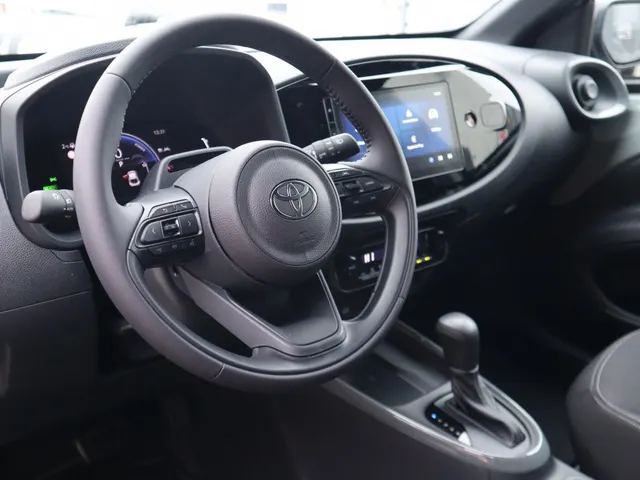 Toyota Aygo X Hybrid 115 pulse | V+A Parkeersensoren