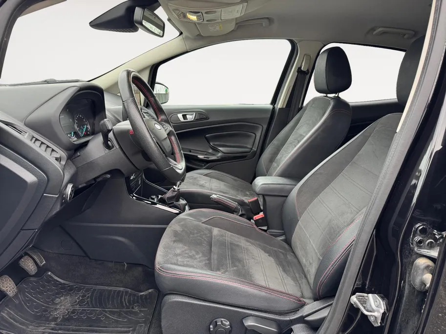 Ford EcoSport 1.0 EcoBoost ST-Line | 17' lichtmetalen velgen | Winter pack | Parkeersensor achter | Navigatie via carplay | Apple carplay & Android auto | privacy glas | Bovag garantie |