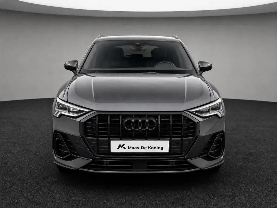 Audi Q3 45 TFSIe 245pk S edition · Trekhaak Wegklapbaar · 360 Camera · Lederen Bekleding · Adaptive Cruise Control · Apple/Android Car Play · Elek. Achterklep · Keyless · 19'' Inch ·
