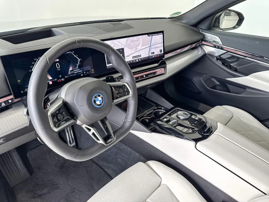 BMW 5 Serie Touring 550e xDrive Innovation Pack M Sportpakket Pro