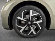 Volkswagen ID.3 Neo Life 50 kWh accu 170 PK Elektr. aandrijving ·  Comfort Pakket · Steunhaak voor fietsendrager, afneembaar · Zijruiten achter en achterruit getint ·