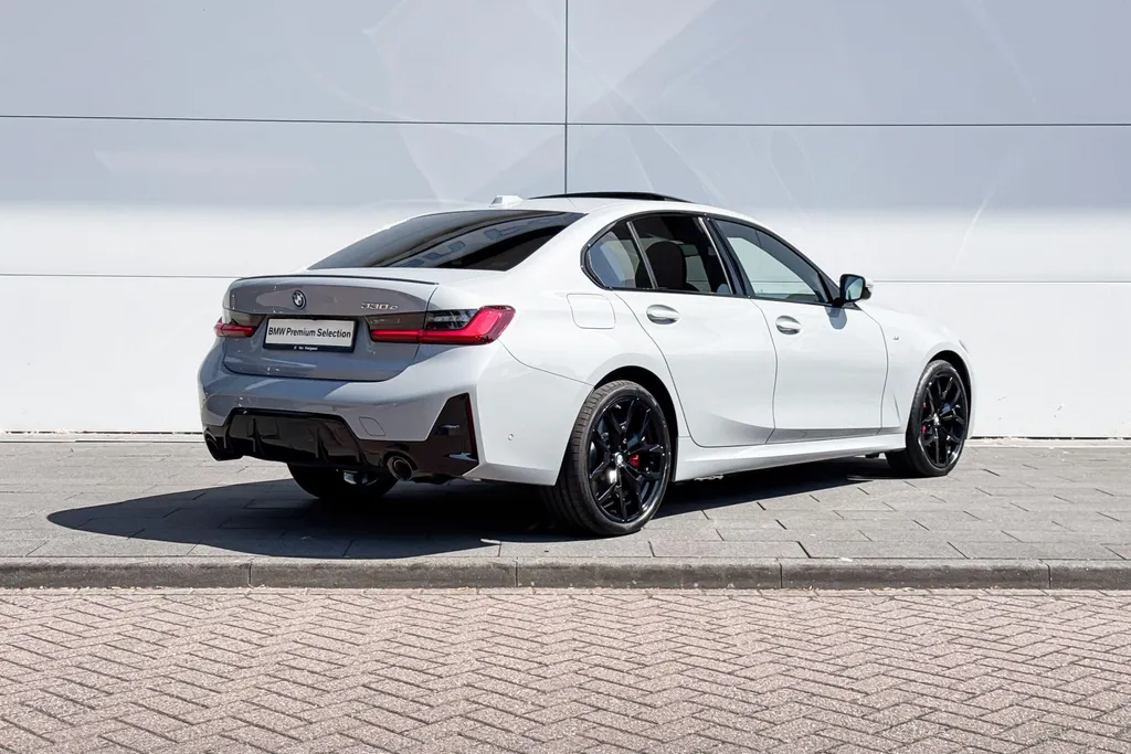 BMW 3 Serie Sedan 330e