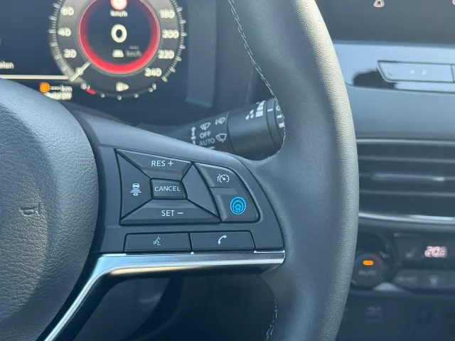 Nissan Juke Hybrid 143pk N-Design | NIEUW | Navigatie | App Connect | Blind Spot | 360-Camera | Keyless