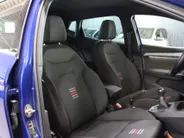 SEAT Ibiza 1.0 TSI FR Business Intense / Camera / Trekhaak afneembaar / Navi. / Full led / Apple Carplay /