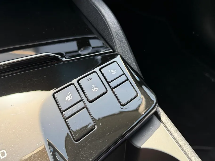 Kia Sportage 1.6 T-GDi PHEV DynamicPlusLine | Zeer nette auto | Zeer luxe | Apple CarPlay & Android Auto | Stoel & Stuurverwarming | Adaptive cruise control | Fabrieksgarantie |
