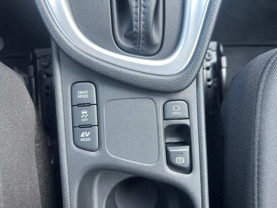 Toyota Yaris 1.5 Hybrid 115 | STUUR-STOEL VERWARMING | CAMERA | APPLE CAR PLAY | GARANTIE |