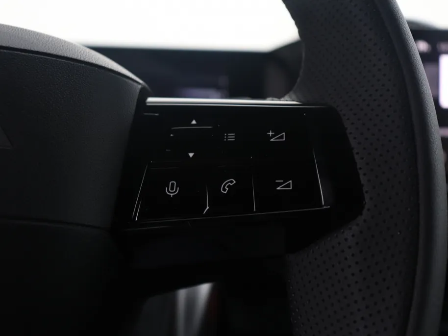 Lancia Ypsilon 1.2T Hybride HF Line | Sala | Tech pack | Navi |