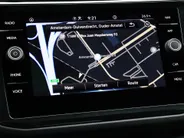 Volkswagen Tiguan 1.4 TSI 245pk DSG eHybrid Life Business · Apple/Android Car Play · Wegklapbare Trekhaak · Navigatie · P-Sensoren · Stoel-& Stuurverwarming · 17'' Inch ·