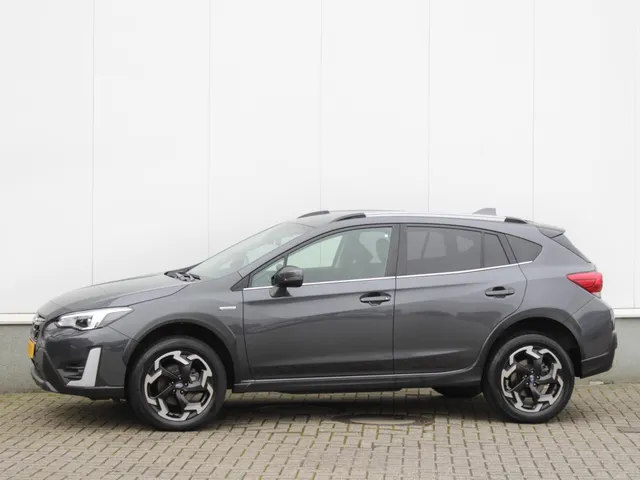 Subaru XV 2.0i e-BOXER Premium | Navi | Leder | Cruise | Park sens