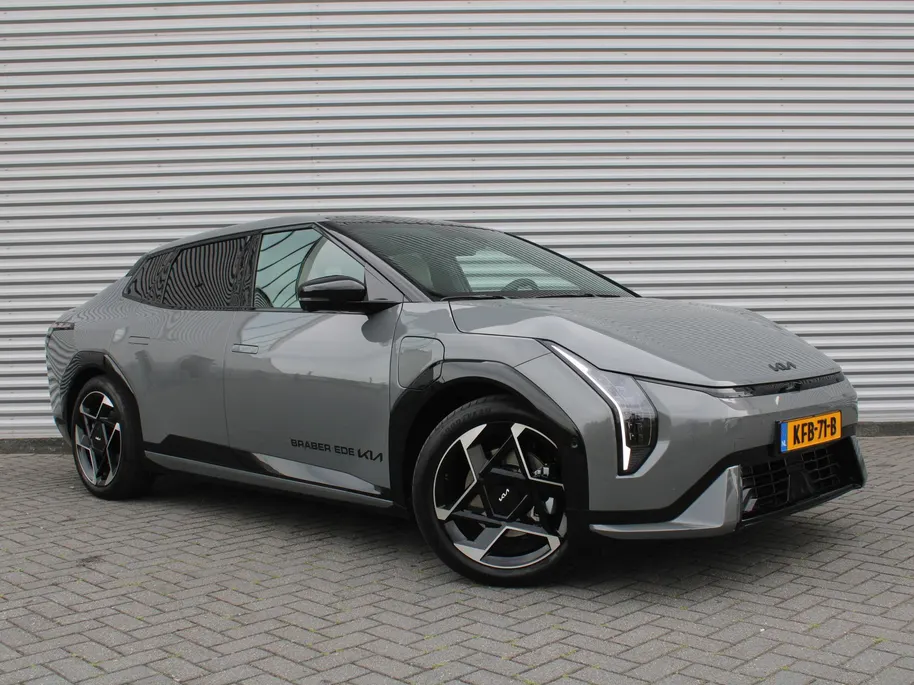 Kia EV4 Fastback GT-PlusLine 81.4 kWh | Nieuw | Direct leverbaar | Actieradius tot 612 km (WLTP) | Prijs is incl. inruilvoordeel | 18% bijtelling |