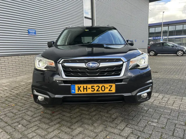 Subaru Forester 2.0 Premium Automaat | Trekhaak | All Season Banden | Elek. Schuif/Kantel Dak |17' LM Velgen | Navigatie