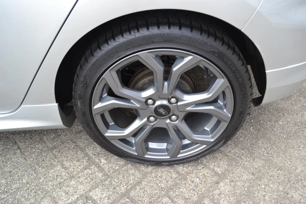 Ford Fiesta 1.0 ECOB. 95PK ST LINE X|NAVI|CARPLAY|MOOI!