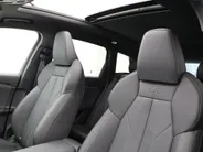 Audi Q6 e-tron S edition 83 kWh 252pk · SOH 98,1% · Panoramadak · 360 Camera · Inklap. Trekhaak · Luchtvering · Elek. Voorstoelen · Garantie t/m 19-06-2030 of 100.000km