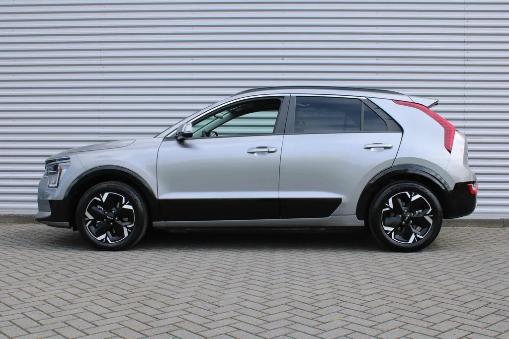 Kia Niro EV DynamicPlusLine 64.8 kWh | Airco | Navi | Camera | Cruise | 17' LM | PDC |