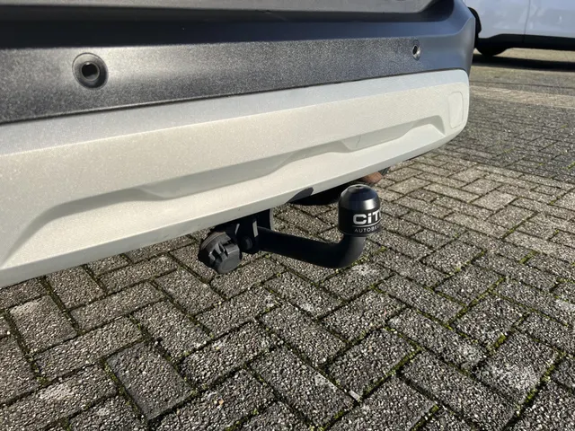 Opel Crossland 1.2 Turbo Elegance Automaat | Trekhaak | All Season Banden | Apple Carplay & Android Auto | Climate Control