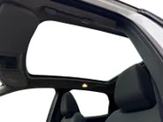 Nissan QASHQAI 1.3 MHEV Xtronic N-Connecta Apple Carplay/Android Auto , airco (automatisch) , cruise control adaptief met Stop&Go en stuurhulp , elektrisch bedienbare achterklep met sensorsturing , navigatiesysteem , panoramadak , voorstoelen verwarmd en stuur , rondomz