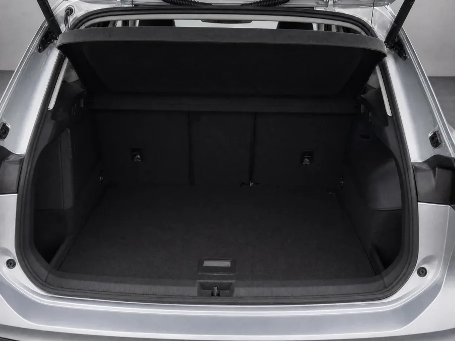 Volkswagen Tiguan 1.5eHybrid 150kW/204PK Life Edition · Panoramadak · Camera + Parkeersensoren · Stoel- & stuurverwarming · Garantie t/m 26-02-2029 of 100000km.