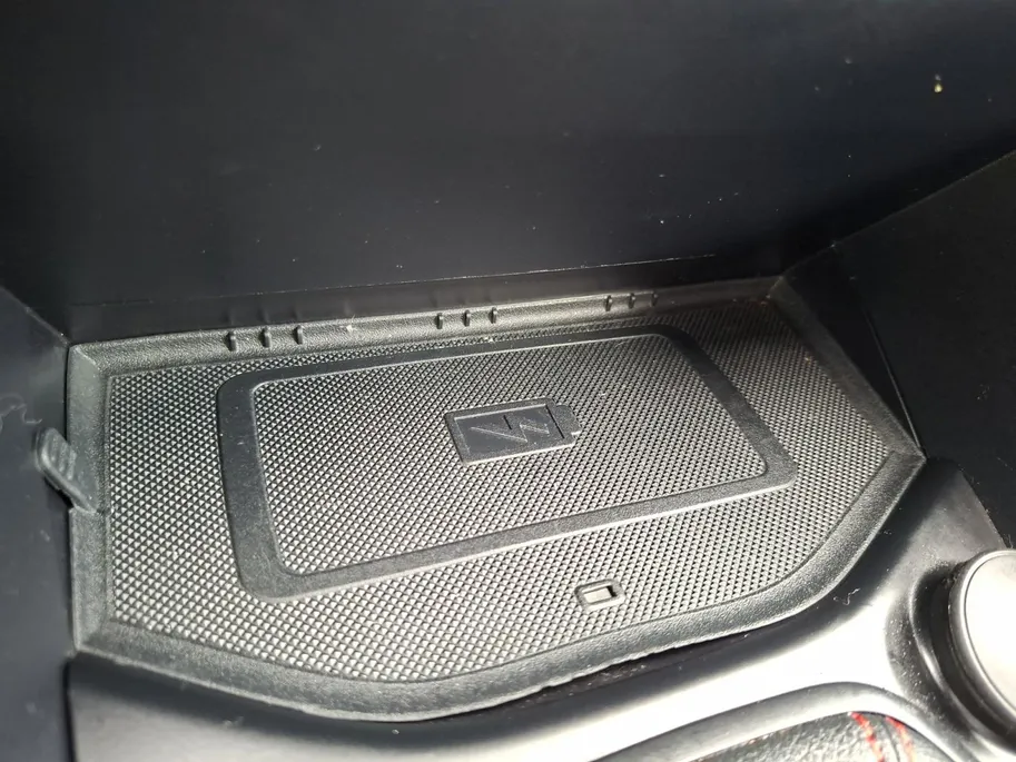 Ford Fiesta 1.0 EcoBoost Hybrid ST-Line X | NL-Auto | 1e Eigenaar | Dealeronderhouden | Winterpack | Camera | B&O Audio | Parkeersensoren | Cruisecontrol | 17' Lichtmetaal | Apple Carplay&Android Auto | Keyless Entry | Draadloos telefoonoplader | Parkeer assistent | 