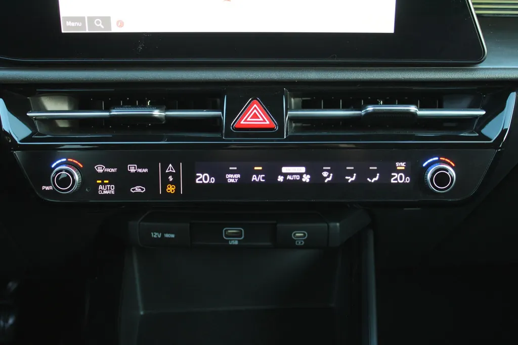 Kia Niro EV DynamicPlusLine 64.8 kWh | Airco | Navi | Camera | Cruise | 17' LM | PDC |